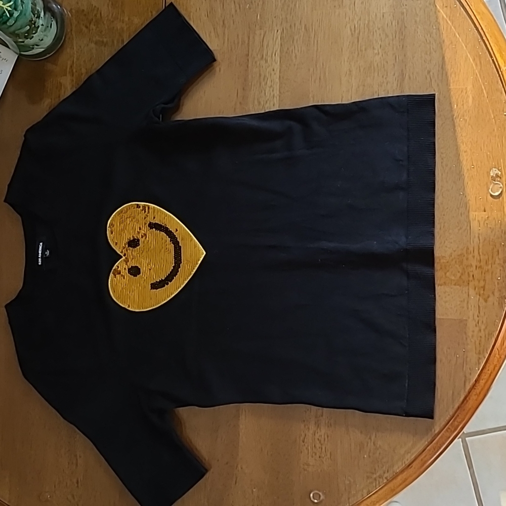 525 America Smiley bling sweater sz. M